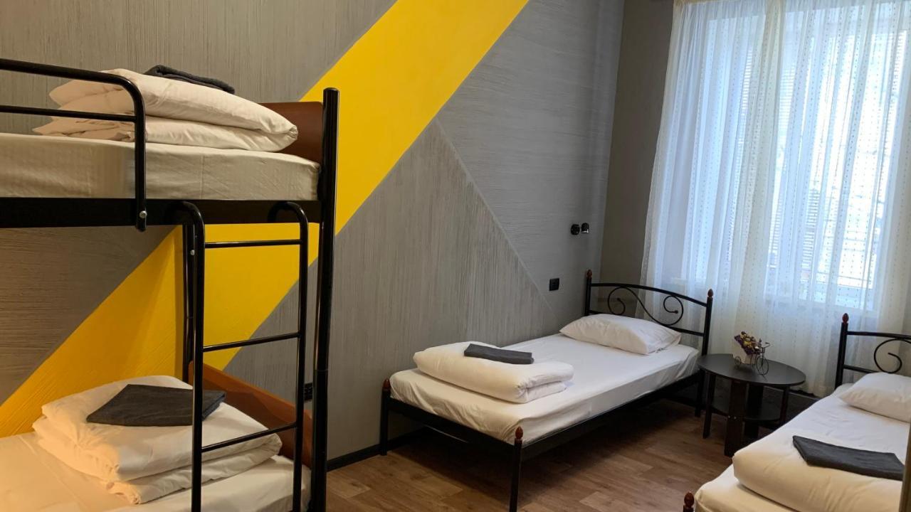 Hostel Koleso オデッサ エクステリア 写真