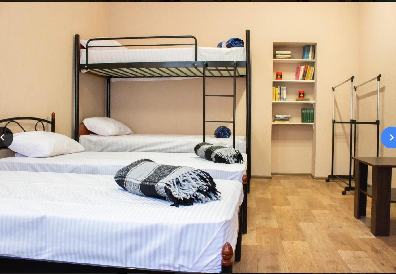 Hostel Koleso オデッサ エクステリア 写真
