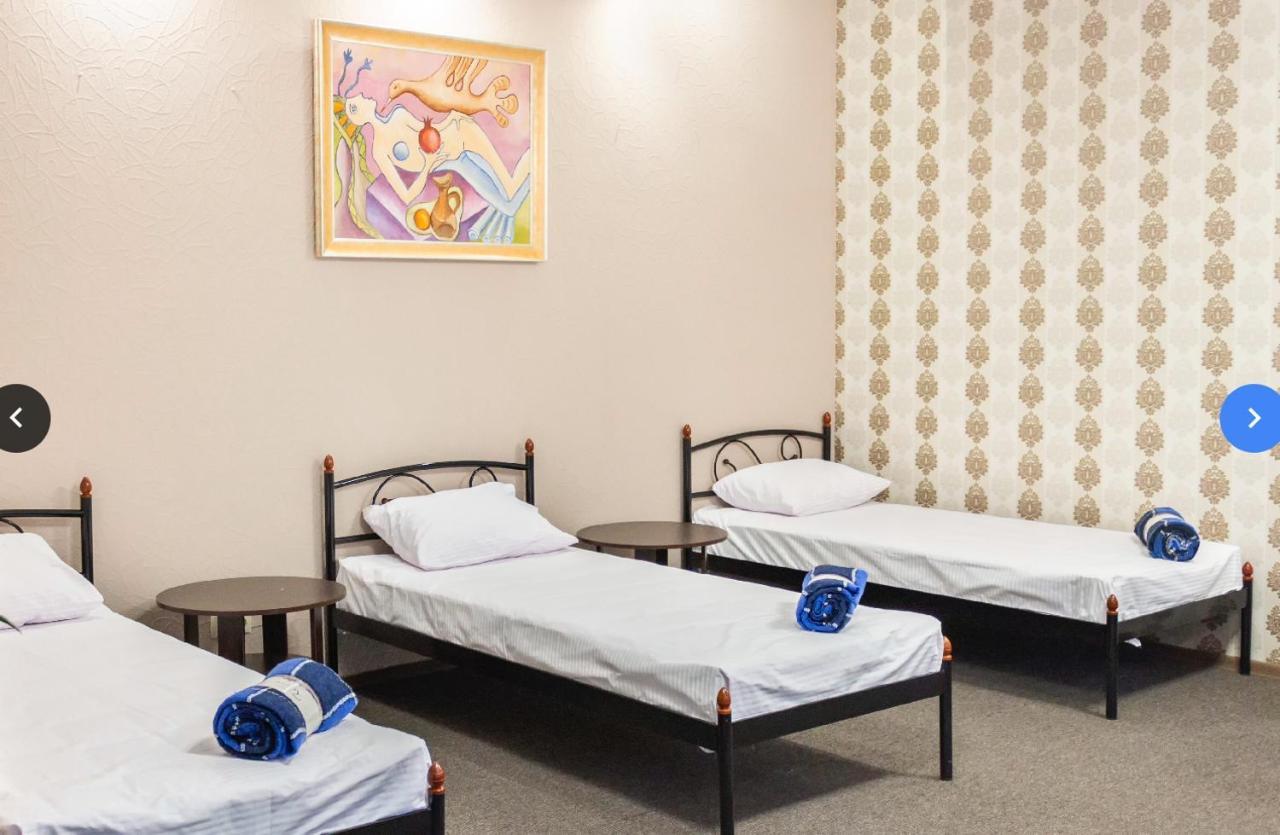 Hostel Koleso オデッサ エクステリア 写真