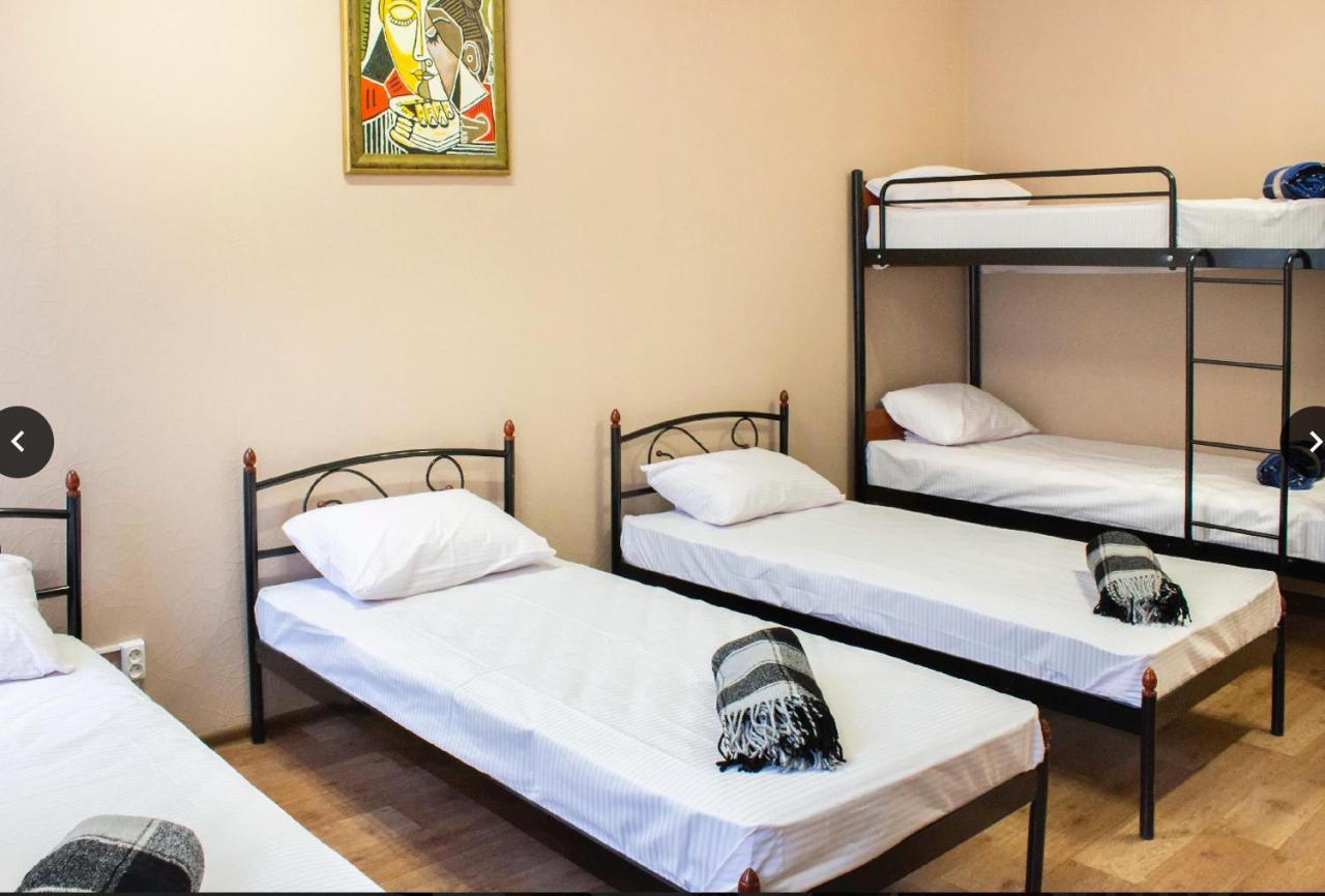 Hostel Koleso オデッサ エクステリア 写真